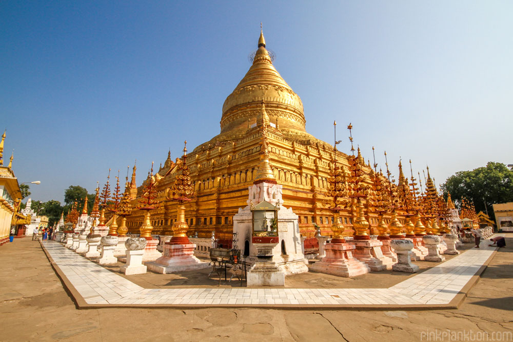 gold temple in Bagan