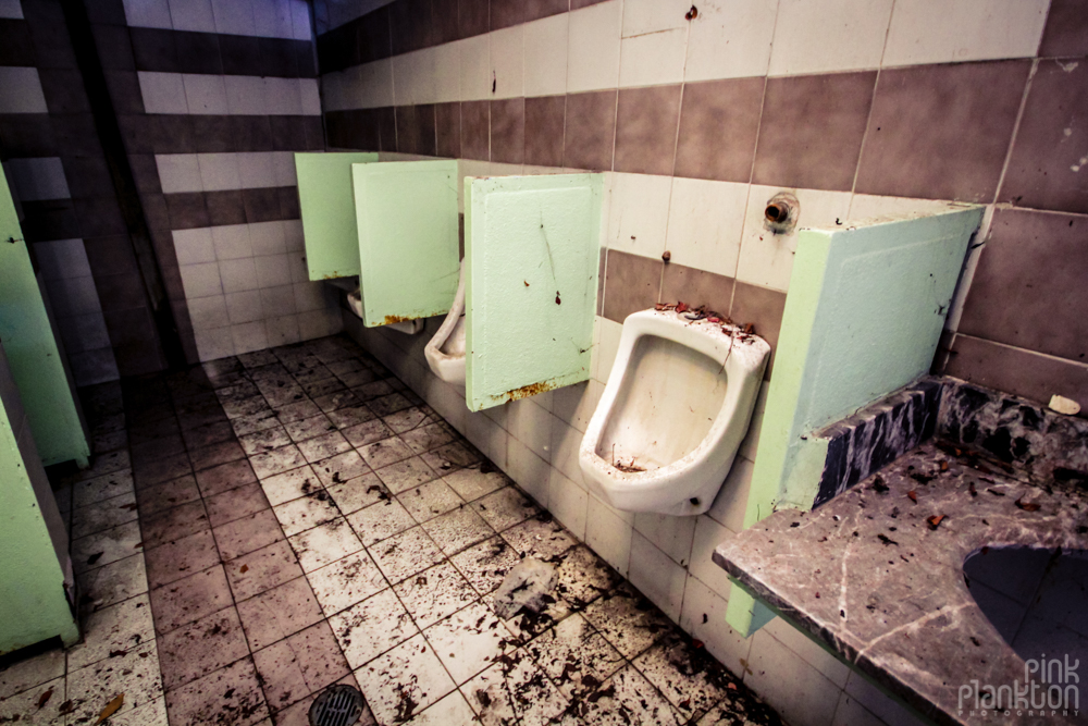 abandoned washroom at Atlantis Water Park in Mexico City