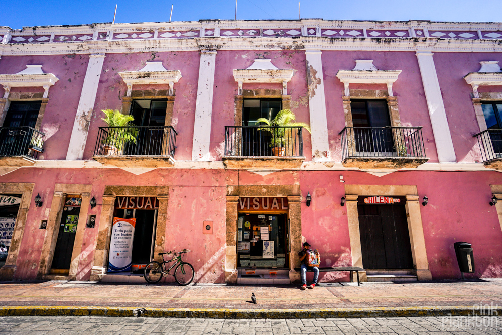 colorful pink building in Campeche