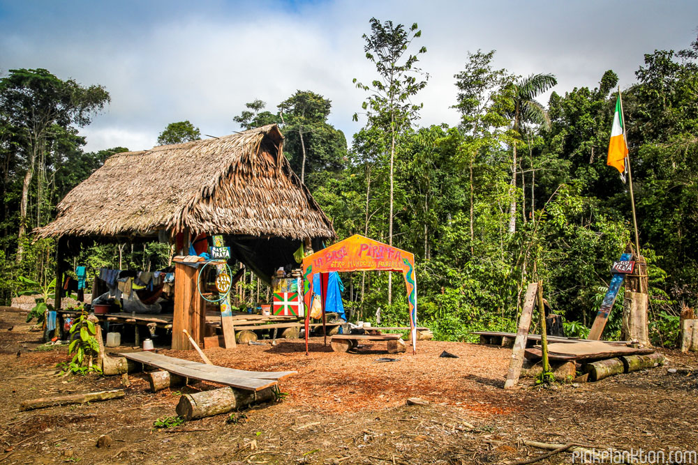 amazonas base pirata