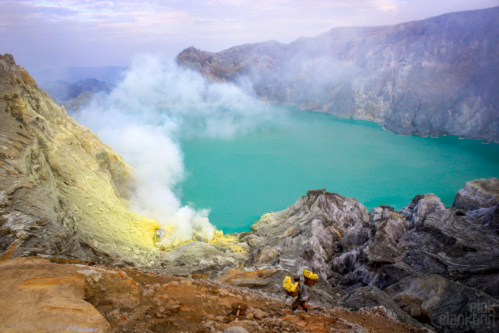 Hiking Up Kawah  Ijen  Pink Plankton