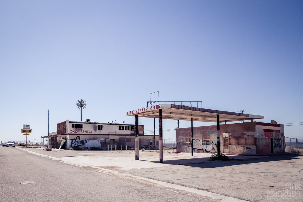 Bombay Beach gas station