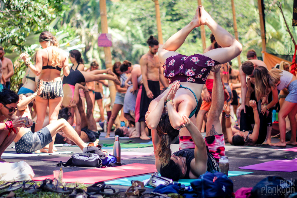 Envision Festival acroyoga