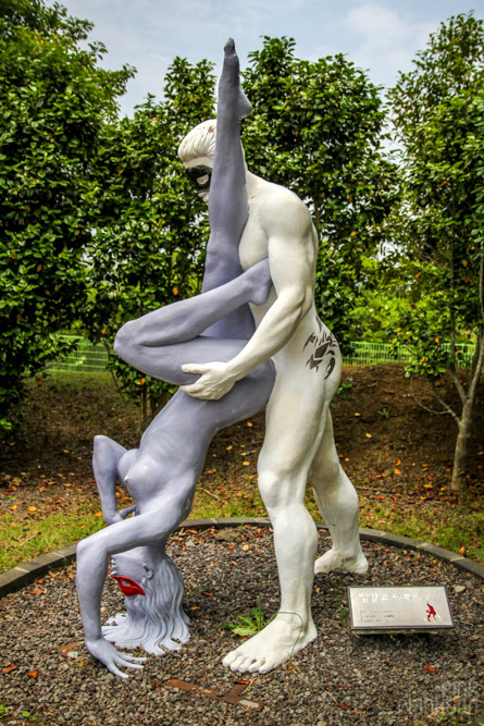 statue of two people having sex at Love Land in South Korea