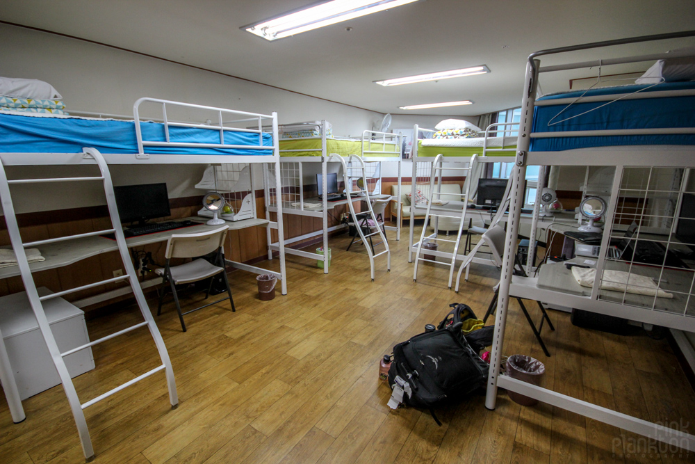 Incheon Airport Transfer Guesthouse hostel dorm room