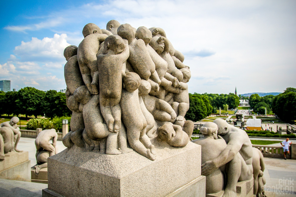 Vigeland Sculpture Park in Oslo