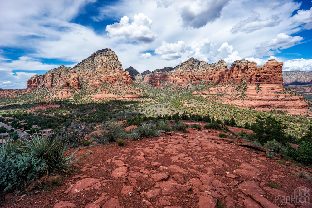 view from Sugar Loaf trail in Sedona