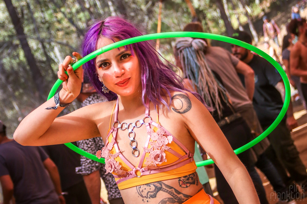 hula hooper at Festival Psycristrance
